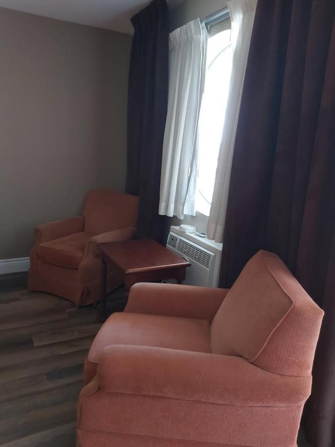 Seely'S Motel Shediac Exteriör bild